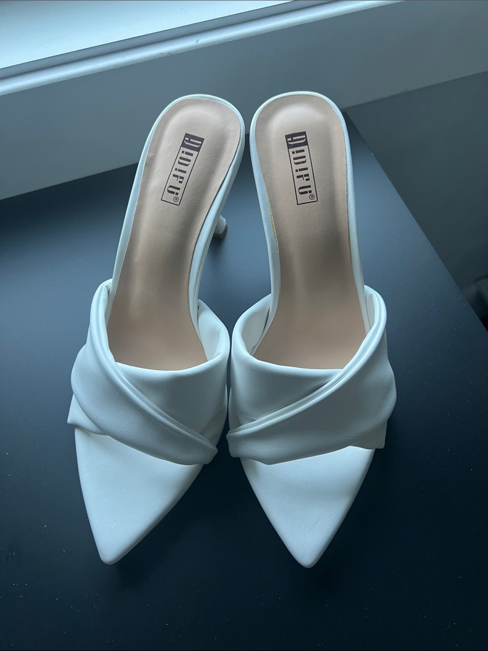 Boohoo White Pointed Toe Twist Front Mule Heels